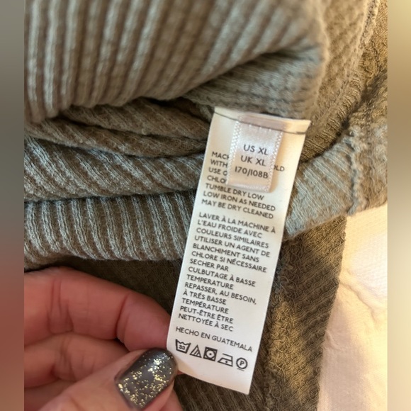 NWT Free People size XL open shoulder turtleneck, green - Picture 4 of 5